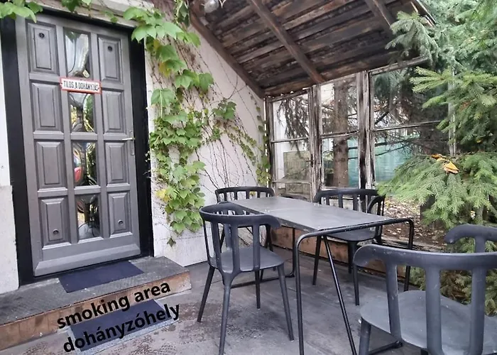 Daire Urban In Old Town Keşkemet